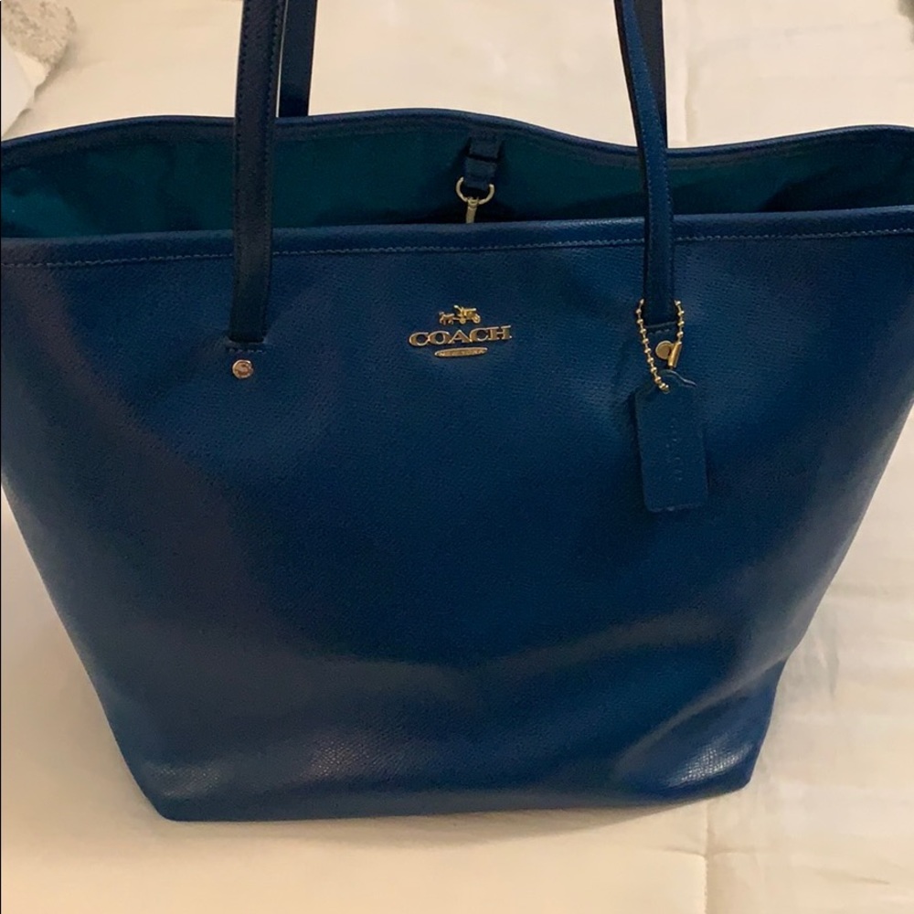 Authentic gently worn COACH tote bag